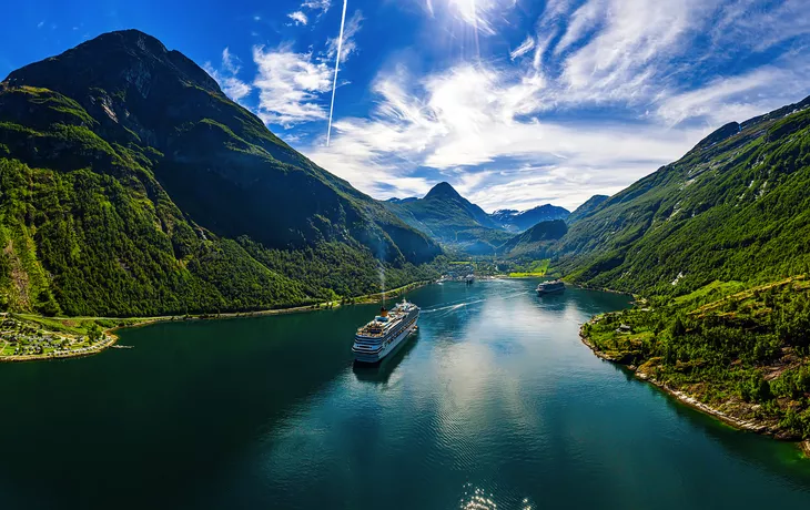 ©Andrey Armyagov - stock.adobe.com - Geirangerfjord in Norwegen