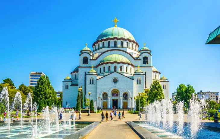 © dudlajzov - stock.adobe.com - Dom des Heiligen Sava, Belgrad