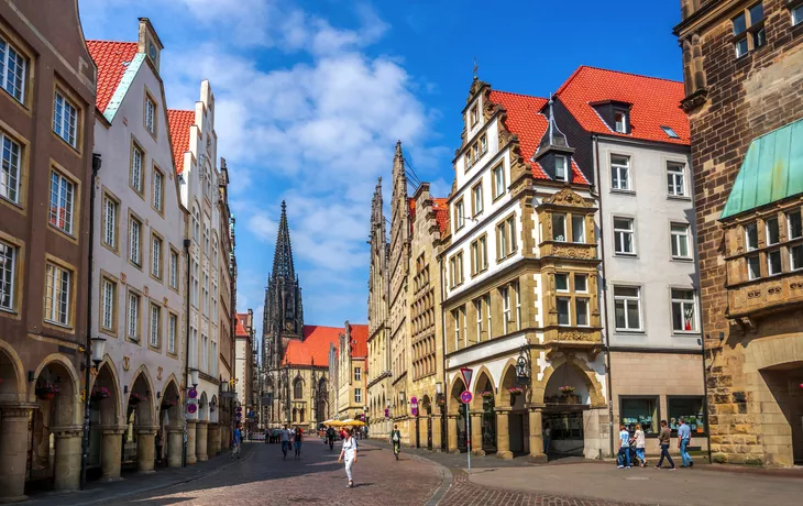 © Sina Ettmer - stock.adobe.com - Prinzipalmarkt Münster
