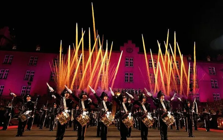 Trommlergruppe  - © Basel Tattoo