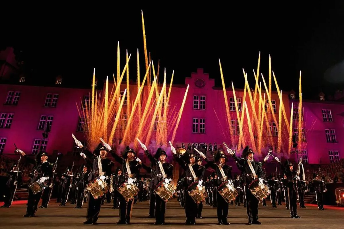 Trommlergruppe  - © Basel Tattoo