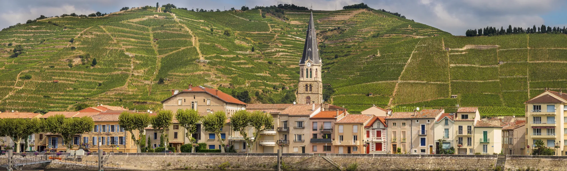 Tournon-sur-Rhône - © shutterstock_250802269
