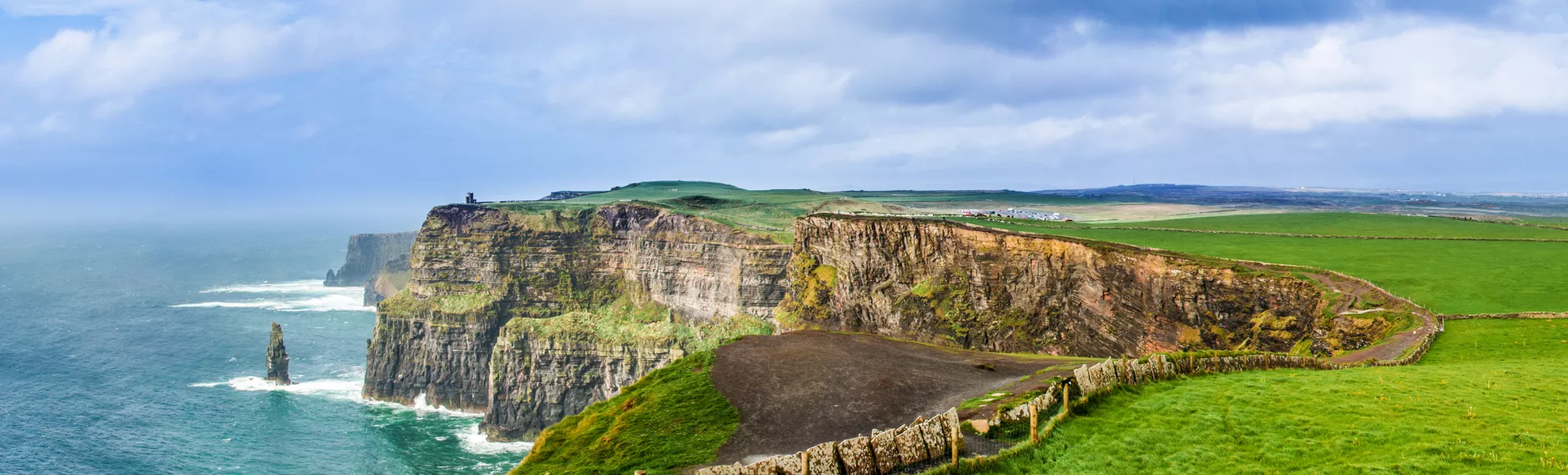 Cliffs of Moher - © Aurélien Baudoin - stock.adobe.com