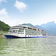 Flussschiff Century Legend auf dem Yangtse