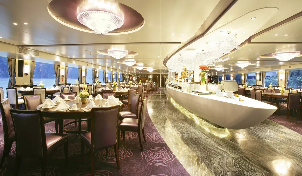Restaurant Century Legend