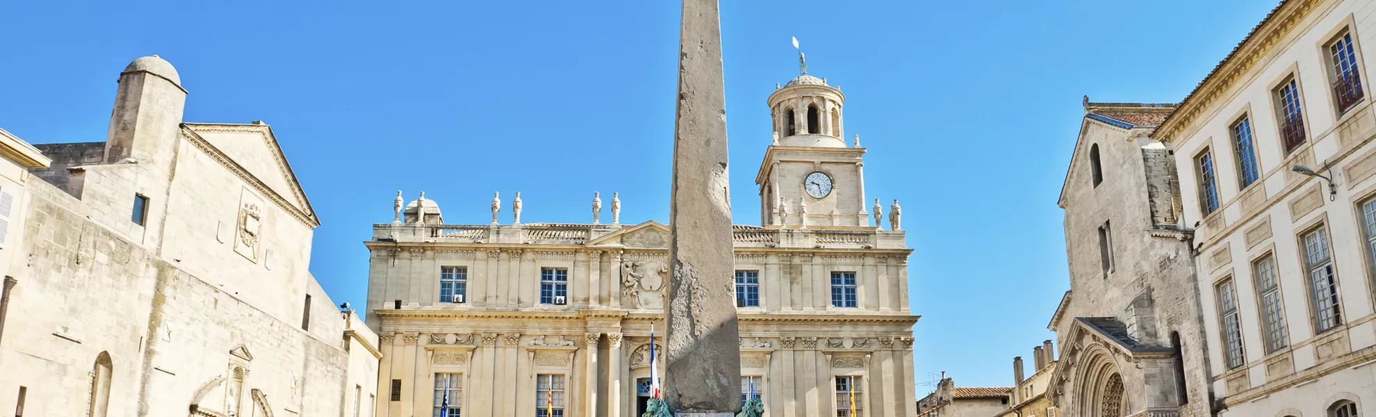 Place de la République, Arles - © shutterstock_95082871