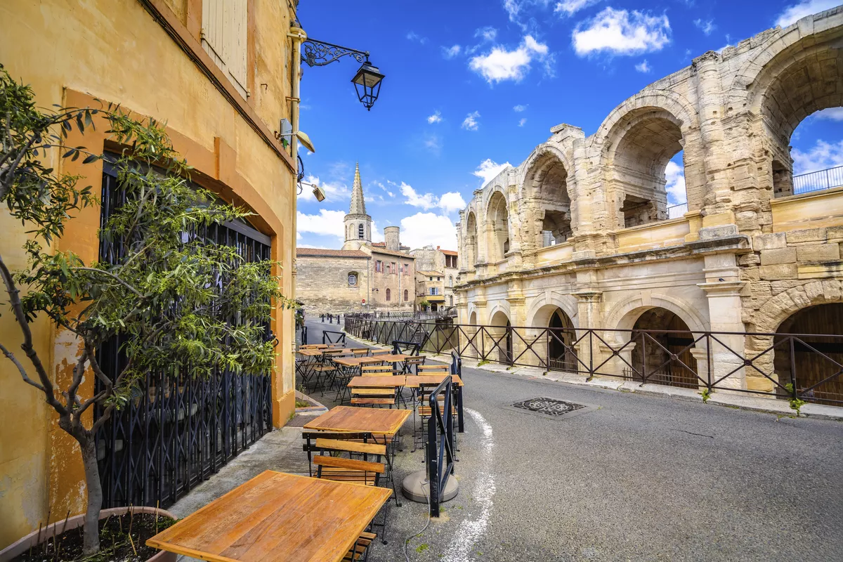 Altstadt von Arles - © xbrchx - stock.adobe.com
