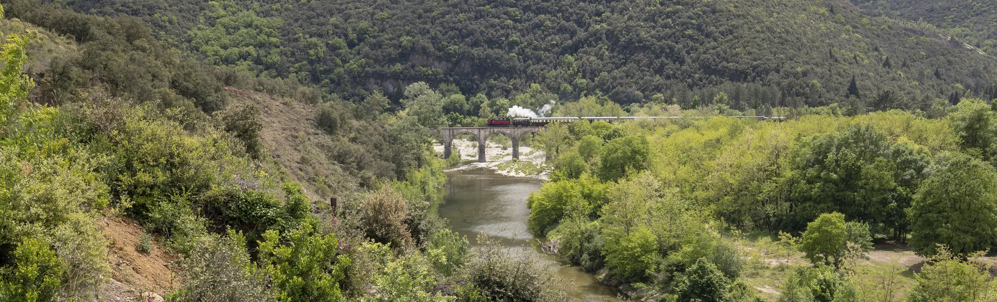 Flusstal in den Cevennen 