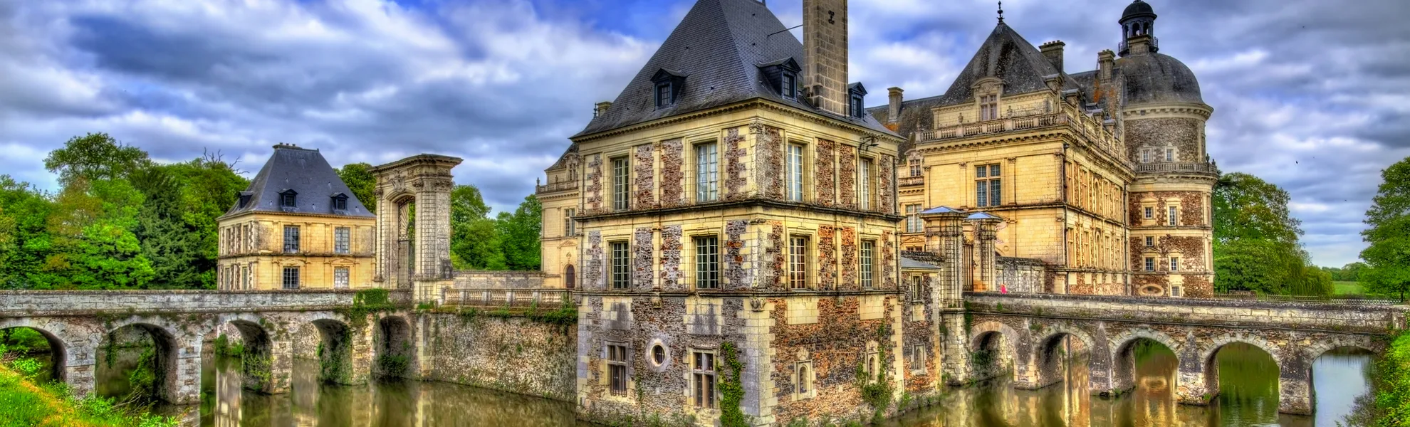 Schloss Serrant - © Leonid Andronov - stock.adobe.com