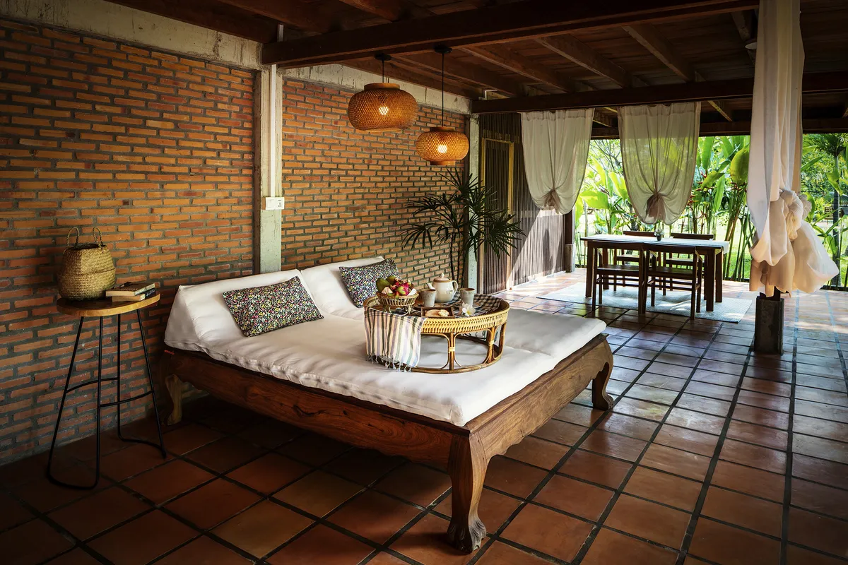 Premium Khmer Bungalow, Farmhouse Smiling Gecko