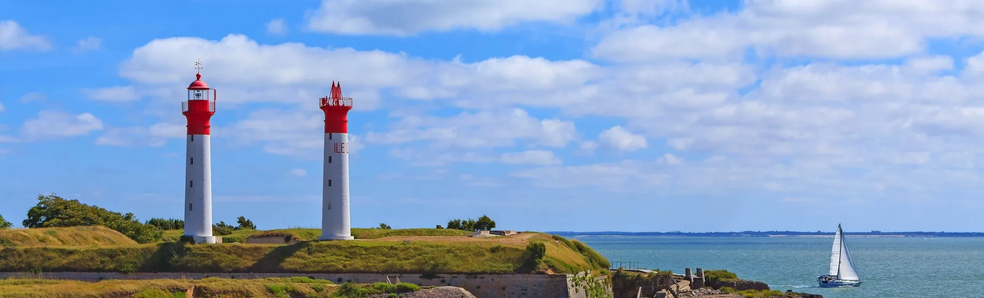 Leuchttürme und Befestigungen der Insel Aix - © zzzz17 - Fotolia