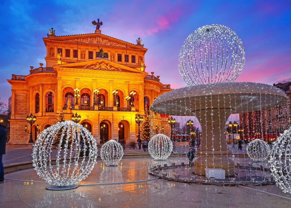 Alte Oper Frankfurt - © sborisov - Fotolia