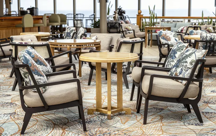 Garden Lounge