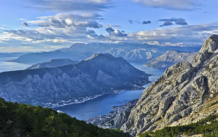 © Fotolia 68923249 - Kotor Bucht, Montenegro