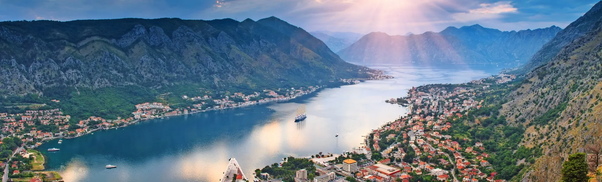 Kotor - eine befestigte Stadt an der Adriaküste Montenegros - © vovik_mar - stock.adobe.com