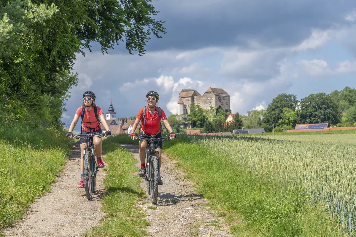 Altmühltal-Radweg bei Hilpoltstein - © Uwe - stock.adobe.com