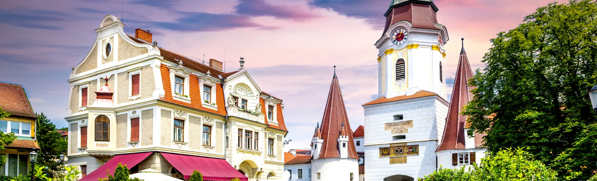 Altstadt von Krems an der Donau - © Sina Ettmer - stock.adobe.com