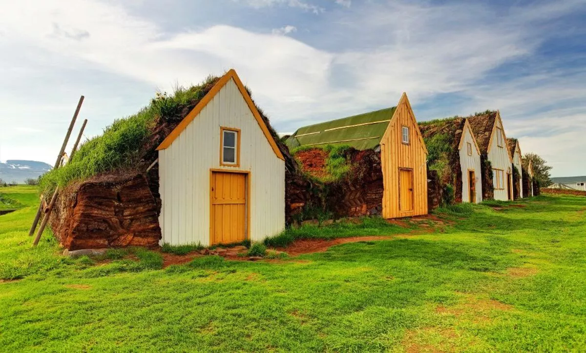 Alte, traditionelle isländische Farm - © TTstudio - Fotolia