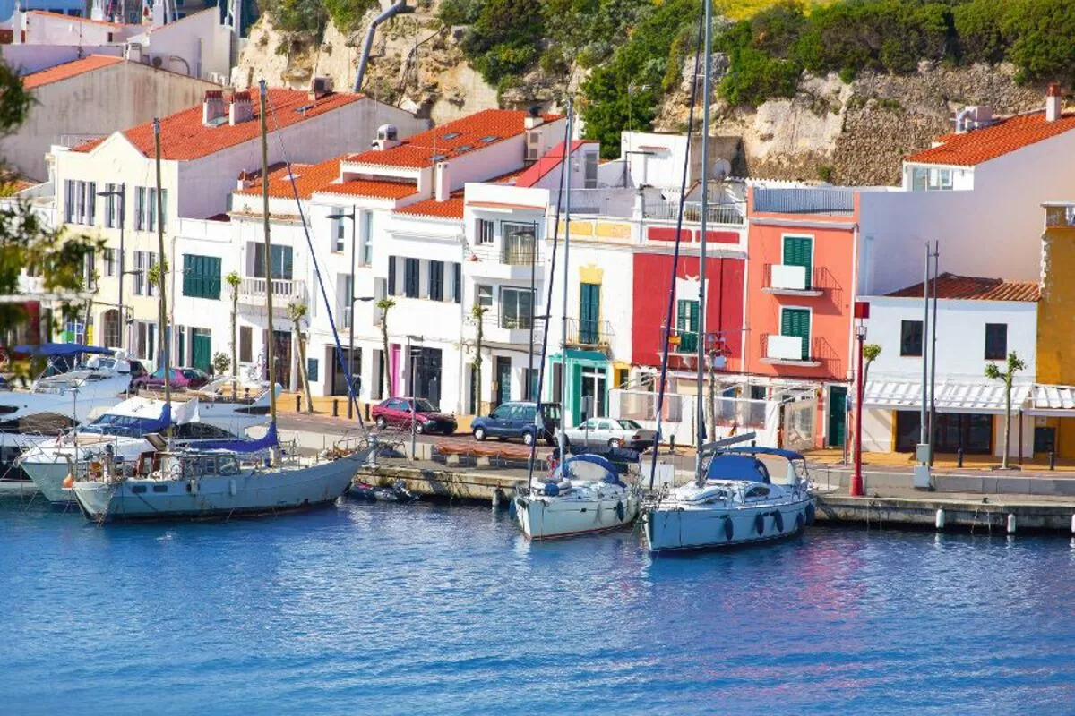 Mahón - die Hauptstadt von Menorca  - © lunamarina - Fotolia