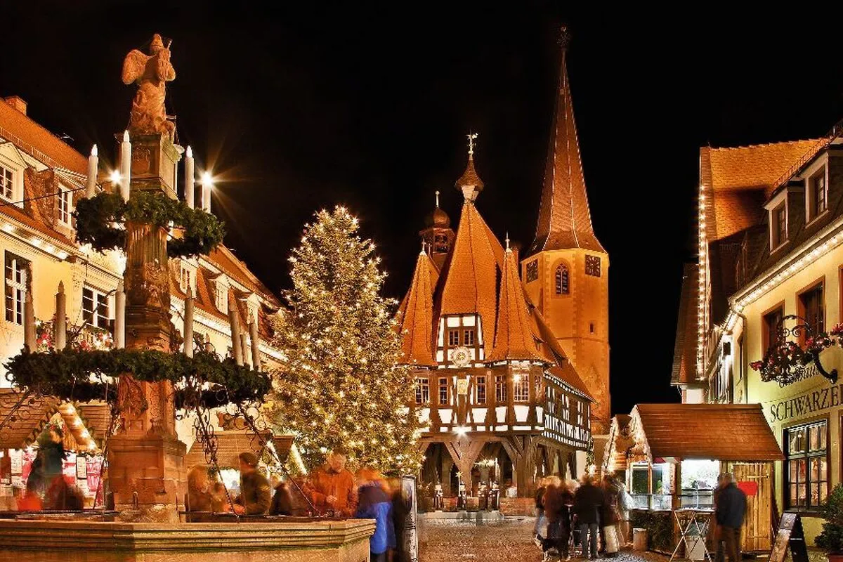 Weihnachtsmarkt - © FrankfurterBubb - Fotolia