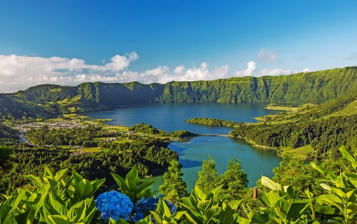 Kraterseen des Sete Cidades auf São Miguel - © photoplace - stock.adobe.com