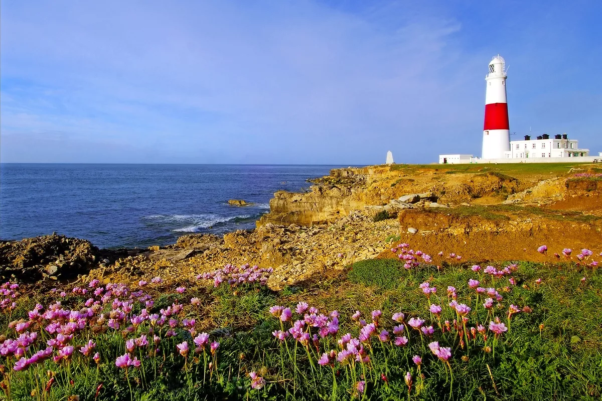Portland Bill Leuchtturm vor der englischen Südküste - © Dual Aspect - stock.adobe.com