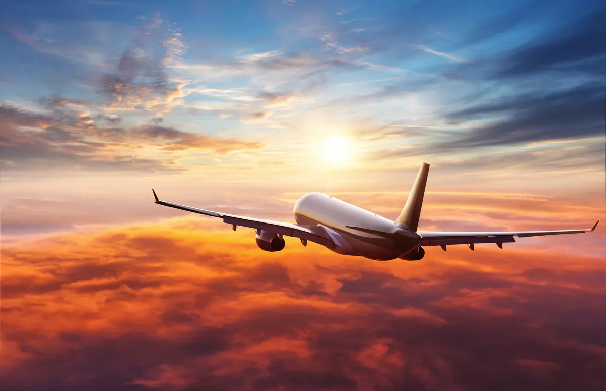 Flugzeug über den Wolken - © Jag_cz - stock.adobe.com