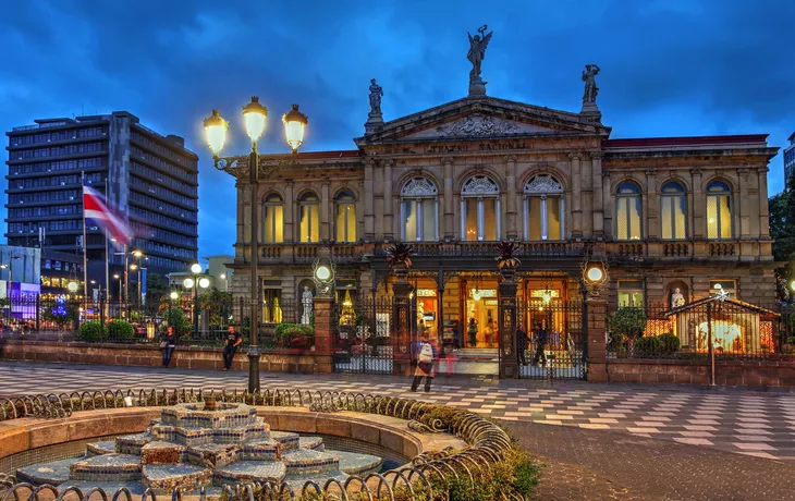 Nationaltheater von Costa Rica in San Jose - © Bogdan Lazar - stock.adobe.com