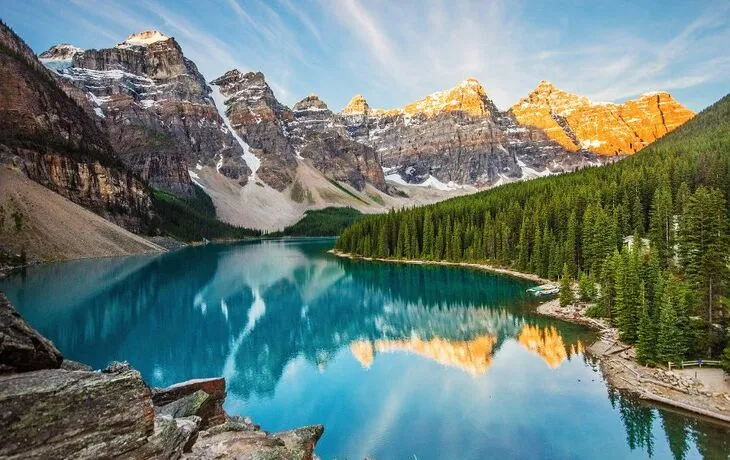 Moraine Lake im Banff Nationalpark - © huci - Fotolia